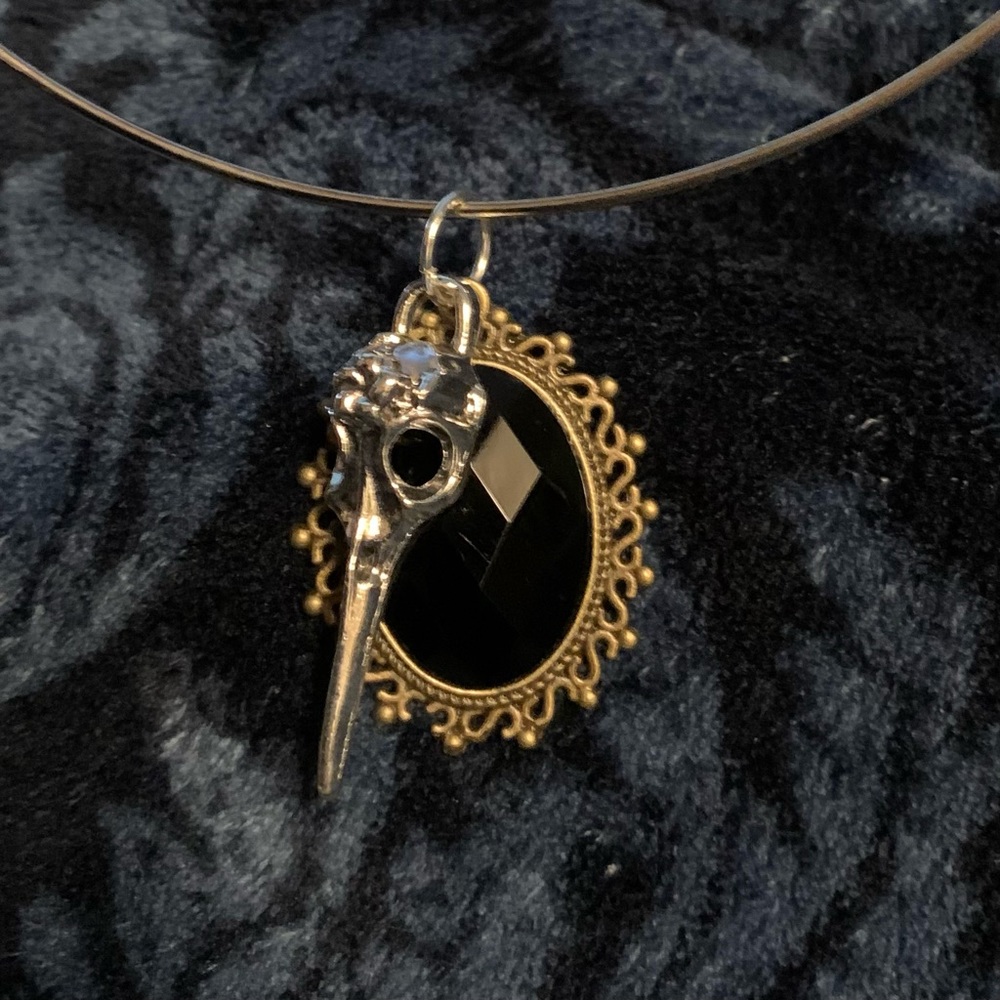 Goth bird skull black stone filigree ring necklace - Picture 2 of 7